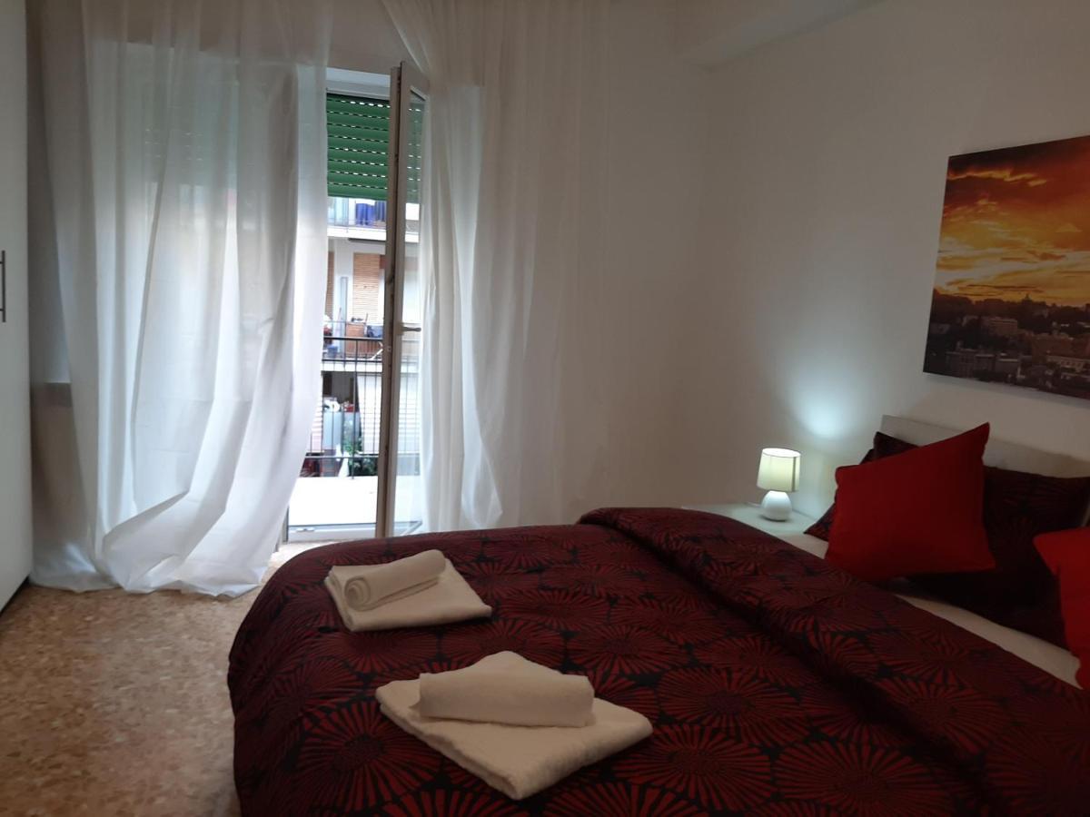 Centro Monti Tiburtini B&B Roma 외부 사진